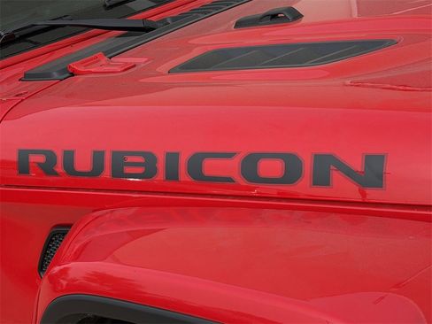 New 2025 Jeep Gladiator Rubicon w/ Convenience Group image 9