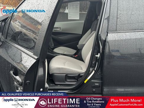 Used 2020 Toyota Corolla LE image 7