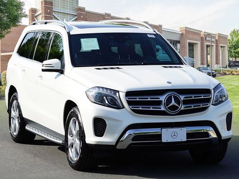 Used 2017 Mercedes-Benz GLS 450 4MATIC image 4
