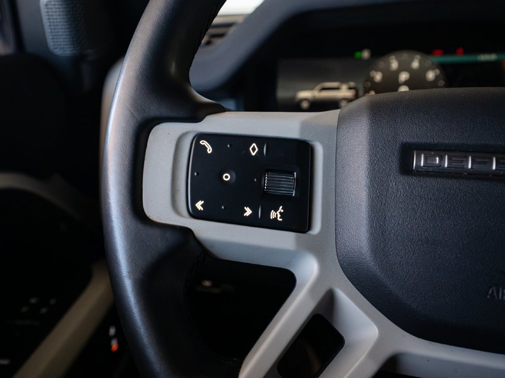 Used 2023 Land Rover Defender 110 S AWD/4WD image 17
