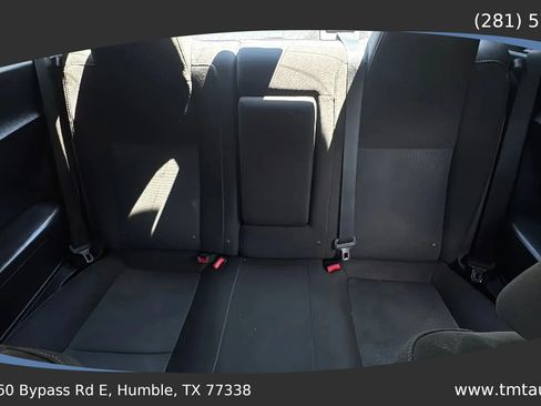 Used 2016 Dodge Challenger R/T RWD image 20