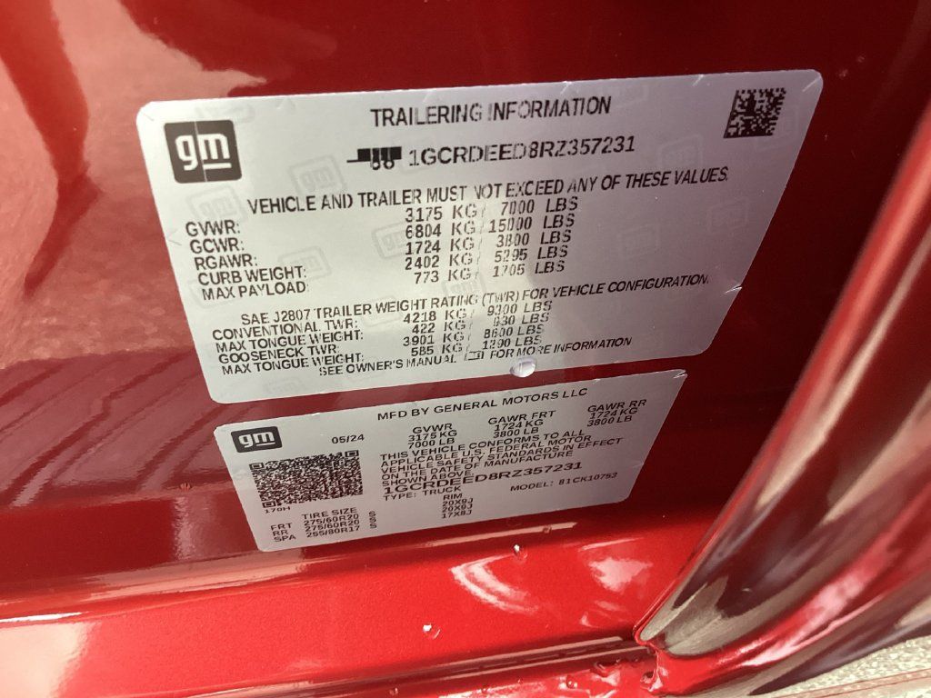 Used 2024 Chevrolet Silverado 1500 RST w/ Convenience Package II AWD/4WD image 18
