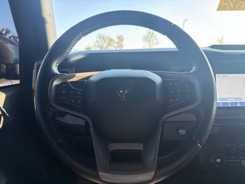 Used 2021 Ford Bronco Outer Banks AWD/4WD image 41