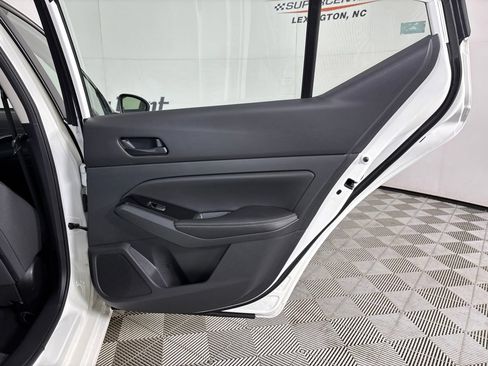 Used 2023 Nissan Altima 2.5 SV w/ SV Premium Package FWD image 29