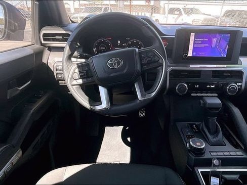Used 2024 Toyota Tacoma TRD Sport AWD/4WD image 5