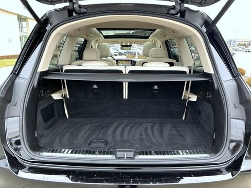 Used 2022 Mercedes-Benz GLS 580 4MATIC image 23