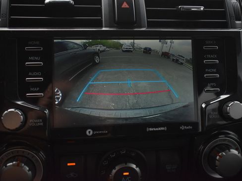 Used 2021 Toyota 4Runner Venture w/ Moonroof Package image 26