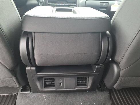 New 2026 Chevrolet Silverado 2500 Custom w/ Custom Value Package AWD/4WD image 18