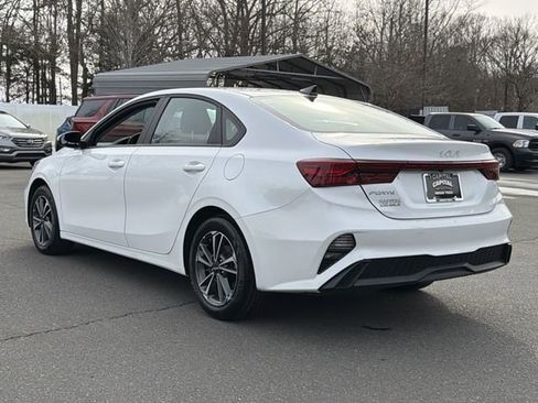 Used 2024 Kia Forte LXS image 11