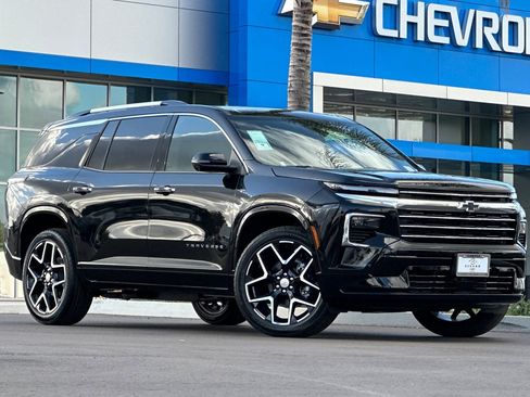 New 2026 Chevrolet Traverse High Country image 2