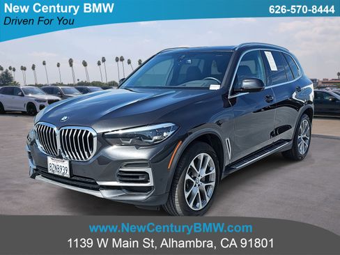 Certified 2022 BMW X5 sDrive40i w/ Premium Package image 1