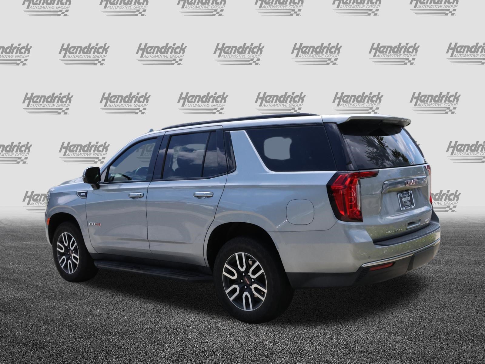 Used 2024 GMC Yukon AT4 w/ Technology Package AWD/4WD image 7