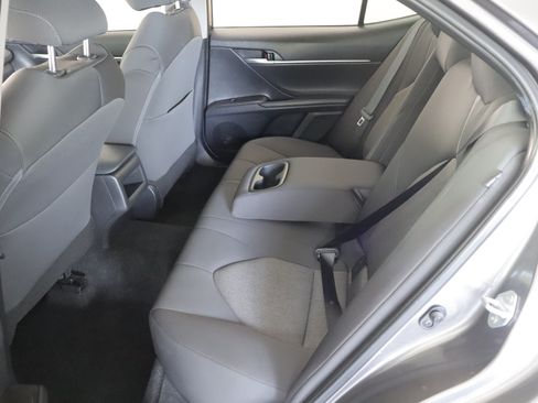 Used 2024 Toyota Camry LE AWD/4WD image 8