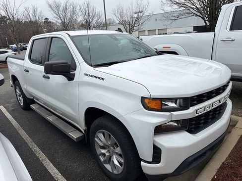 Used 2021 Chevrolet Silverado 1500 Custom w/ LPO, Dark Essentials Package image 3