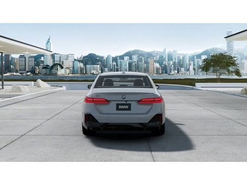 New 2027 BMW 530i xDrive AWD/4WD image 5