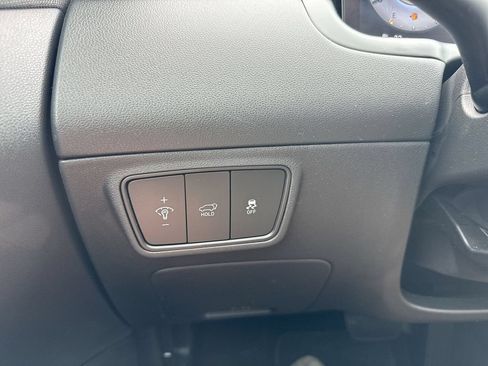 Used 2024 Hyundai Tucson Limited AWD/4WD image 19
