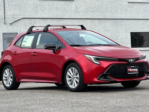 New 2026 Toyota Corolla SE image 2