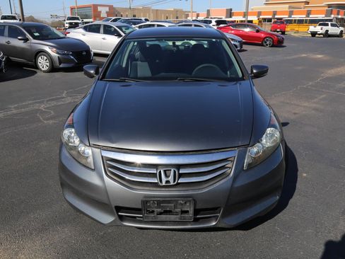 Used 2012 Honda Accord LX image 2