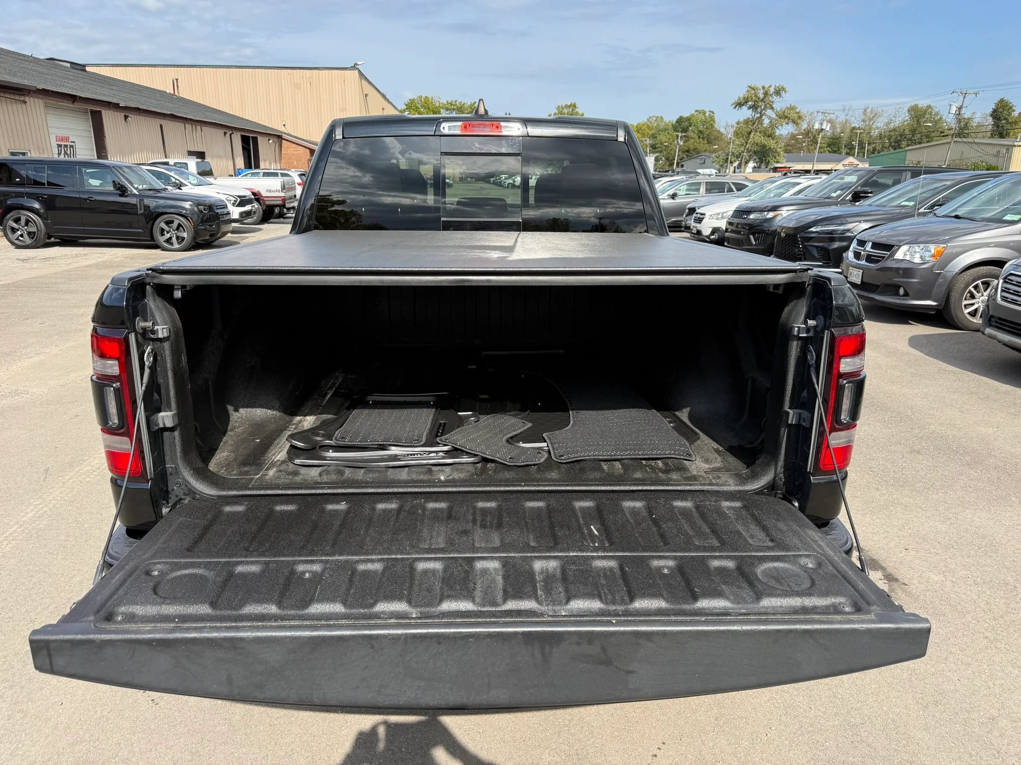 Used 2022 RAM 1500 Limited w/ (RED) Edition AWD/4WD image 8