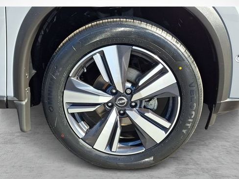 Certified 2023 Nissan Rogue SL w/ SL Premium Package AWD/4WD image 7