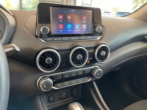 Used 2025 Nissan Sentra S image 18