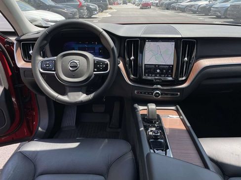 Used 2024 Volvo XC60 T8 Plus w/ Climate Package AWD/4WD image 4