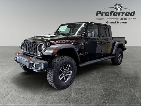 New 2026 Jeep Gladiator Mojave w/ Safety Group AWD/4WD image 12
