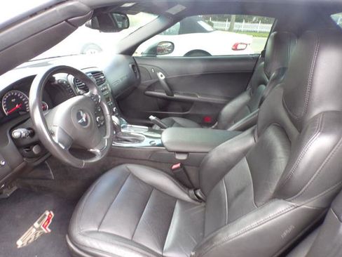 Used 2013 Chevrolet Corvette Convertible image 10