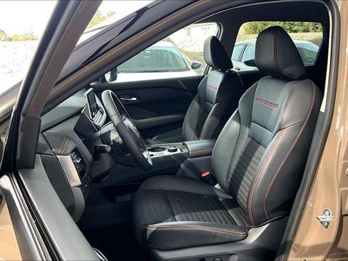 Certified 2025 Nissan Rogue SV image 8