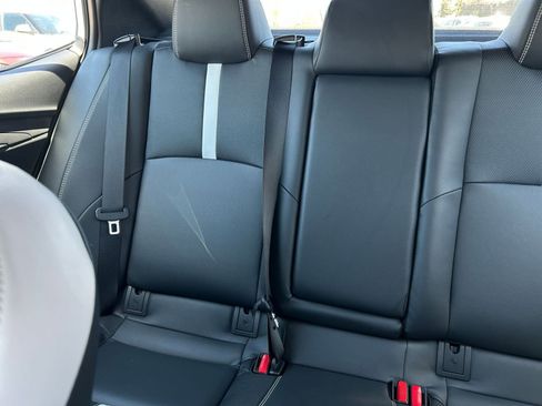 Used 2025 Toyota Camry SE image 34