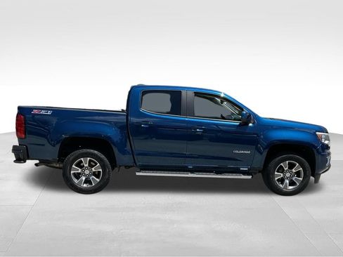 Used 2019 Chevrolet Colorado Z71 AWD/4WD image 6