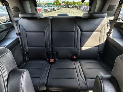 New 2026 GMC Yukon Denali w/ Denali Reserve Package AWD/4WD image 26