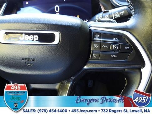 Used 2021 Jeep Grand Cherokee L Laredo w/ Luxury Tech Group I image 22