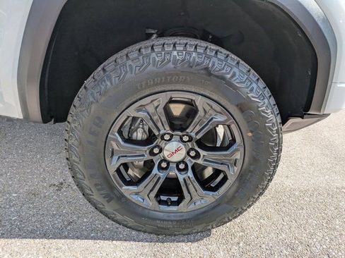 Used 2023 GMC Canyon Elevation RWD image 12