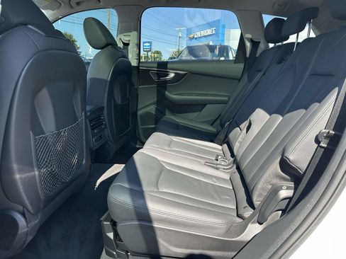 Used 2023 Audi Q7 3.0T Premium Plus AWD/4WD image 24