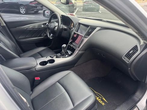 Used 2016 INFINITI Q50 Premium image 8