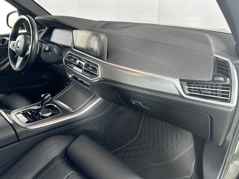 Used 2022 BMW X5 sDrive40i w/ M Sport Package RWD image 30