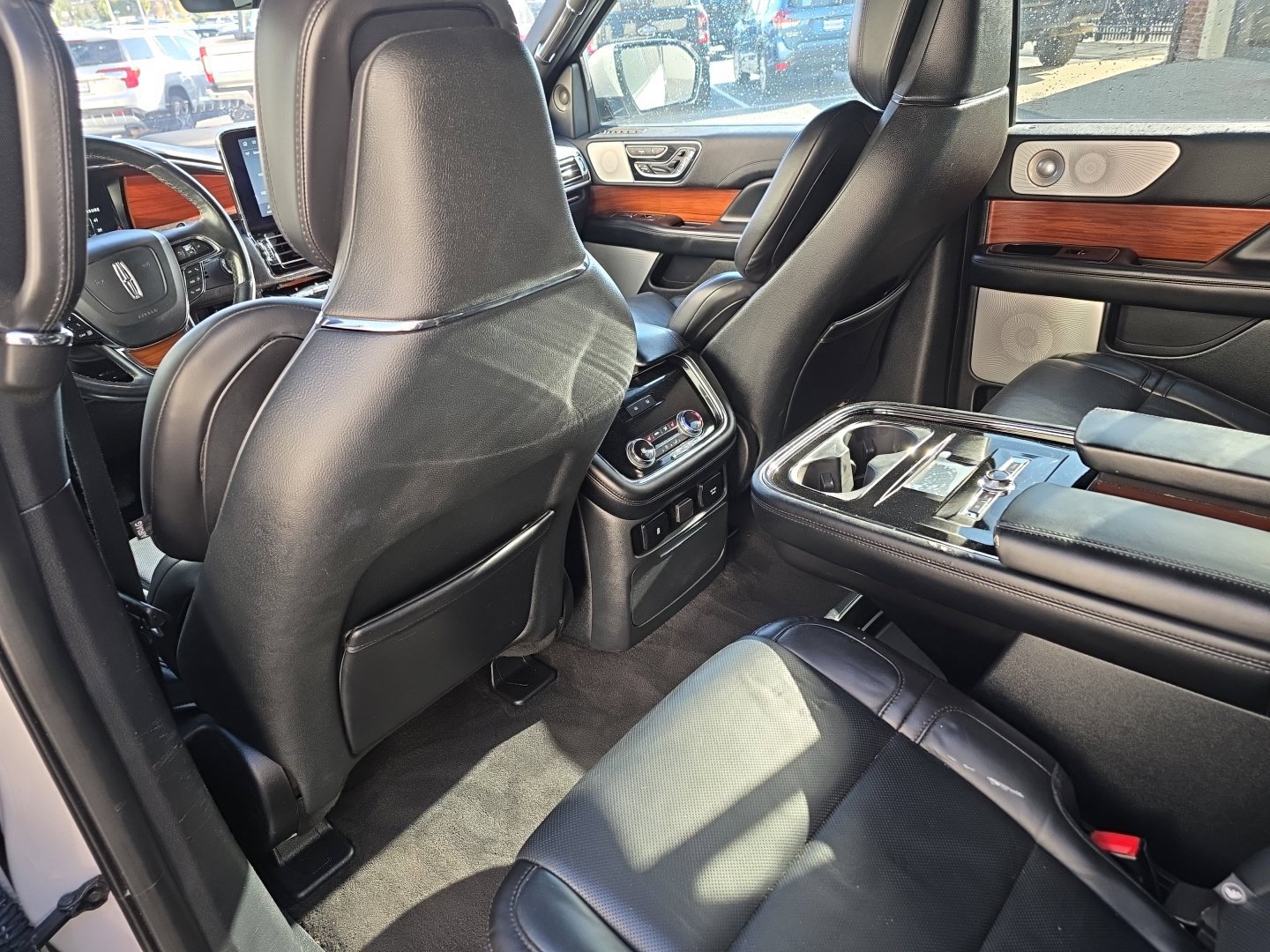 Used 2020 Lincoln Navigator L Reserve w/ Equipment Group 208A Reserve AWD/4WD image 23
