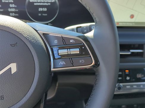 New 2026 Kia Seltos EX image 31