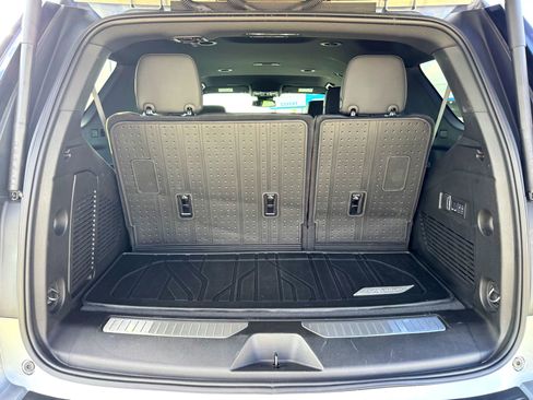 Used 2026 Chevrolet Tahoe Z71 w/ Comfort Package image 8