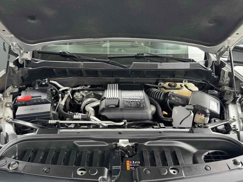 Used 2020 Chevrolet Silverado 1500 RST AWD/4WD image 17