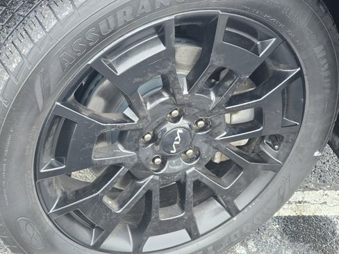 Used 2022 Kia Telluride SX w/ SX Prestige Package image 13