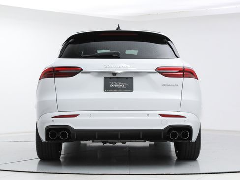 Used 2023 Maserati Grecale GT AWD/4WD image 4