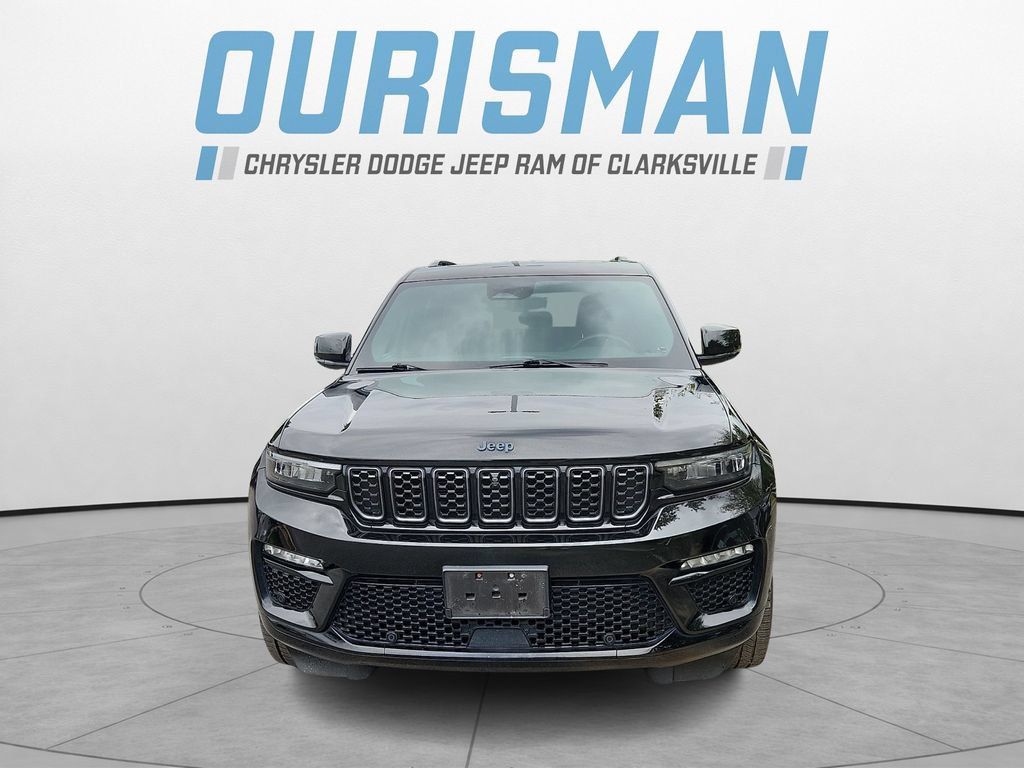 Used 2023 Jeep Grand Cherokee Summit AWD/4WD image 2