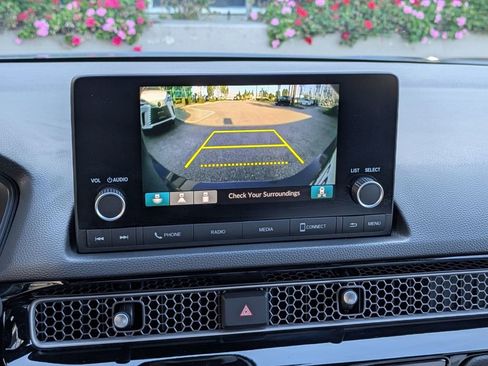 Certified 2025 Honda Civic Sport image 18