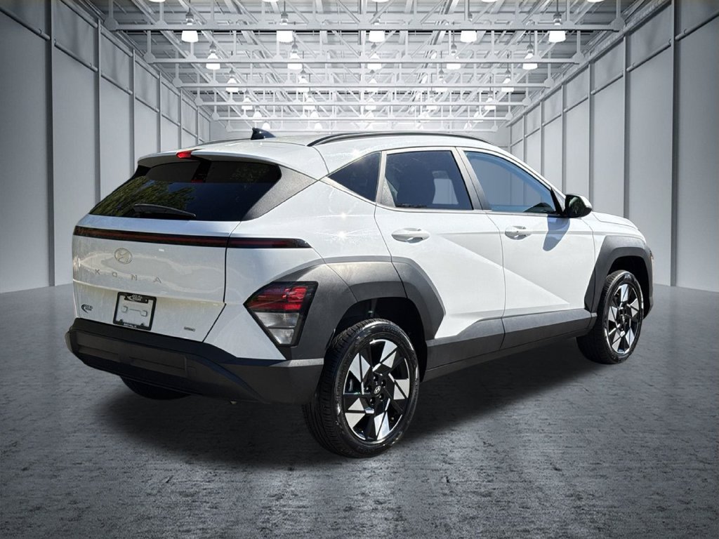 Used 2025 Hyundai Kona SEL AWD/4WD image 9