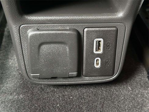 Certified 2022 Chevrolet TrailBlazer LT w/ Convenience Package image 17