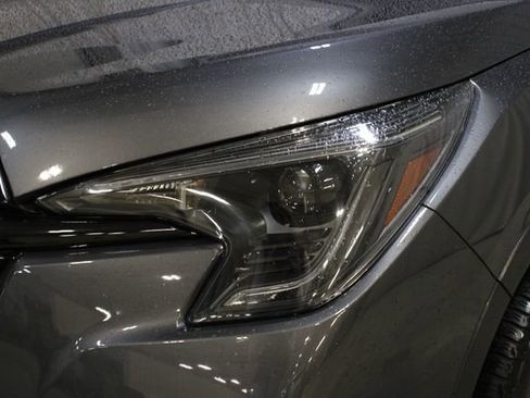 Used 2024 Subaru Ascent Onyx Edition image 34