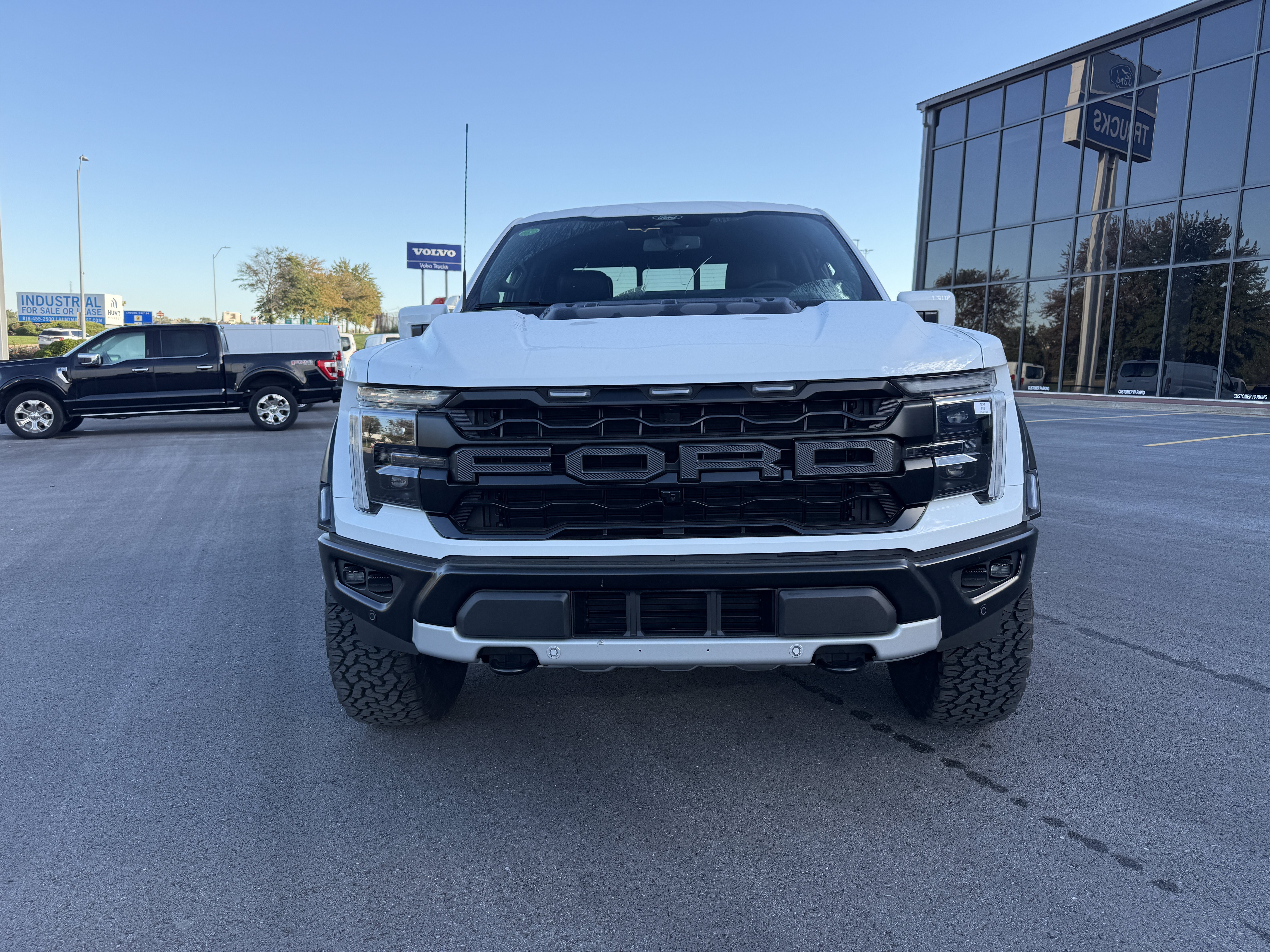 New 2026 Ford F150 Raptor AWD/4WD image 3