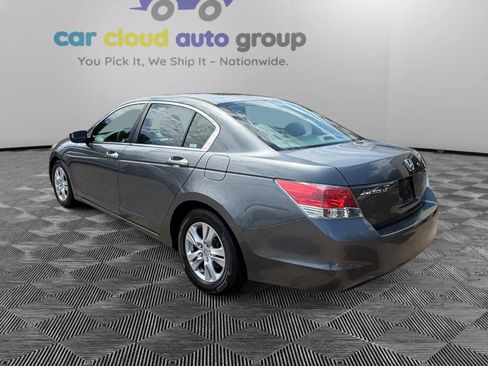 Used 2010 Honda Accord LX-P image 3